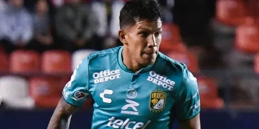 Volta triunfal após 4 anos e estrela arrancada do Vasco: Ronaldo arma 2 reforços para Larcamón no Cruzeiro - (Foto Internet) Volta triunfal após 4 anos e estrela arrancada do Vasco: Ronaldo arma 2 reforços para Larcamón no Cruzeiro - (Foto Internet)