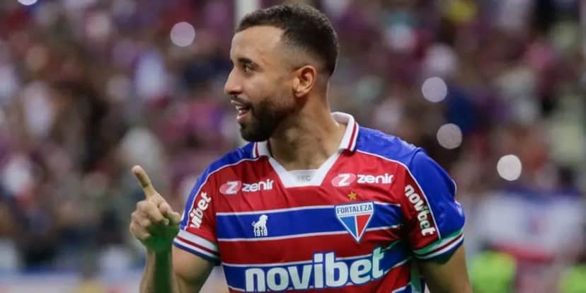 Palmeiras sela contratação do substituto de Danilo e mais 2 - (Foto: Internet) Palmeiras sela contratação do substituto de Danilo e mais 2 - (Foto: Internet)