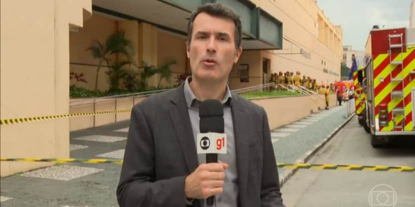 Fabio Turci mostrou efeitos do desabamento no "Jornal Nacional" (Foto: Reprodução/TV Globo) Fabio Turci mostrou efeitos do desabamento no "Jornal Nacional" (Foto: Reprodução/TV Globo)