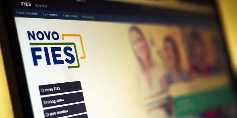 Fies está com mais de 1.2 milhão de contratos vencidos (Reprodução: Internet) Fies está com mais de 1.2 milhão de contratos vencidos (Reprodução: Internet)