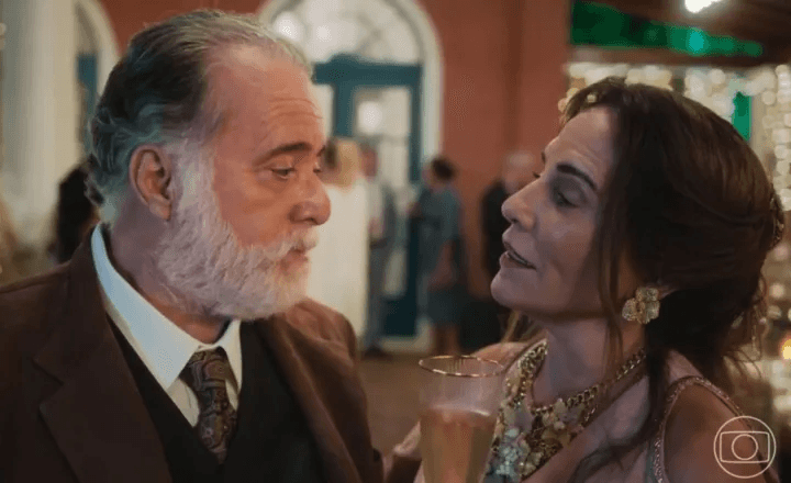 Irene e Antônio terão que prestar contas com os fantasmas do passado em Terra e Paixão (Foto Reprodução/Internet) Irene e Antônio terão que prestar contas com os fantasmas do passado em Terra e Paixão (Foto Reprodução/Internet)