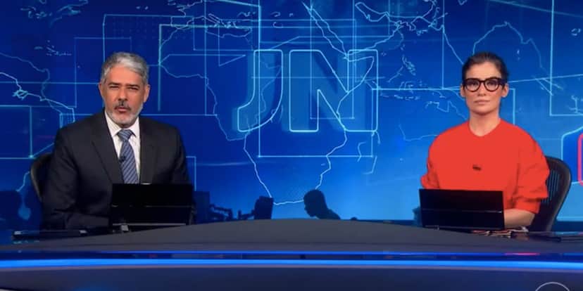 William Bonner e Renata Vasconcellos no Jornal Nacional (Foto: Reprodução / Globo) William Bonner e Renata Vasconcellos no Jornal Nacional (Foto: Reprodução / Globo)
