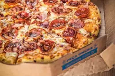 Domino's Pizza - Foto Internet Domino's Pizza - Foto Internet