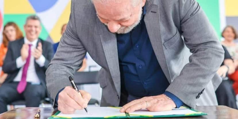 Nova lei assinada por Lula chega com mais uma isenção (Foto: Reprodução/ Internet) Nova lei assinada por Lula chega com mais uma isenção (Foto: Reprodução/ Internet)