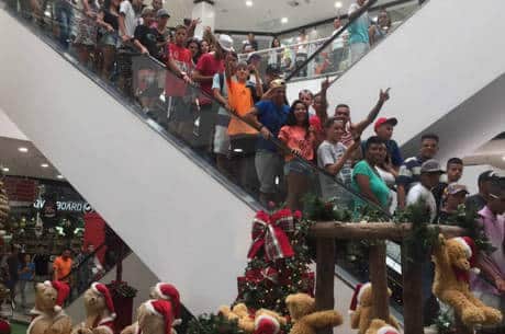 http://tvfoco.uai.com.br/wp-content/uploads/2015/05/Daniela-Mercury.jpg http://tvfoco.uai.com.br/wp-content/uploads/2015/05/Daniela-Mercury.jpg