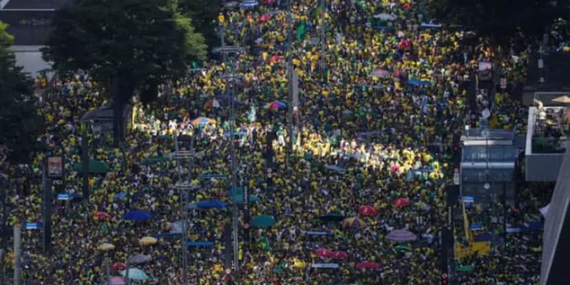 Manifestação na Avenida Paulista no último domingo (25) (Reprodução: Internet) Manifestação na Avenida Paulista no último domingo (25) (Reprodução: Internet)