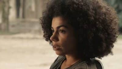 Zinha, filha de Jupará com Flor em Renascer (Foto: Reprodução / Globo) Zinha, filha de Jupará com Flor em Renascer (Foto: Reprodução / Globo)