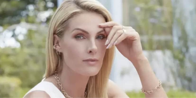http://tvfoco.uai.com.br/wp-content/uploads/2015/05/Daniela-Mercury.jpg http://tvfoco.uai.com.br/wp-content/uploads/2015/05/Daniela-Mercury.jpg