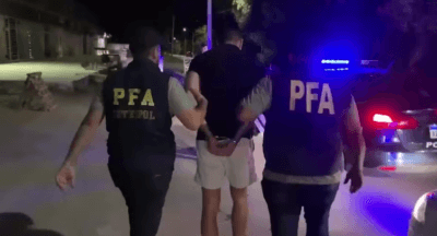 Momento em que Fabrícia Ais, sócia da Braiscompany, é presa na Argentina - Foto G1 Momento em que Fabrícia Ais, sócia da Braiscompany, é presa na Argentina - Foto G1