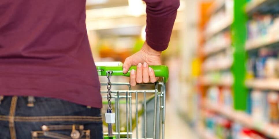 Caso o produto esteja vencido pode ser trocado gratuitamente (Foto: Reprodução/ Internet)
Caso o produto esteja vencido pode ser trocado gratuitamente (Foto: Reprodução/ Internet)