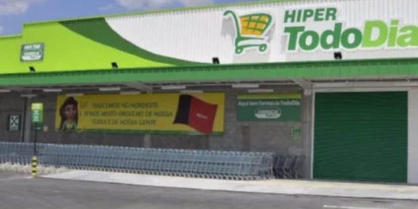 Supermercado Todo Dia, localizada na Avenida Dinamérica, em Campina Grande, região da Paraíba (Foto Reprodução/Internet) Supermercado Todo Dia, localizada na Avenida Dinamérica, em Campina Grande, região da Paraíba (Foto Reprodução/Internet)