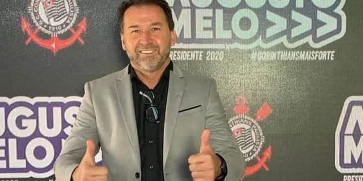 Augusto Melo, presidente do Corinthians, tenta um acordo com a Nike (Foto: Reprodução/ Internet) Augusto Melo, presidente do Corinthians, tenta um acordo com a Nike (Foto: Reprodução/ Internet)