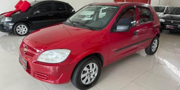Chevrolet Celta Spirit 1.0 no valor de R$ 19.285 (Reprodução: Internet) Chevrolet Celta Spirit 1.0 no valor de R$ 19.285 (Reprodução: Internet)