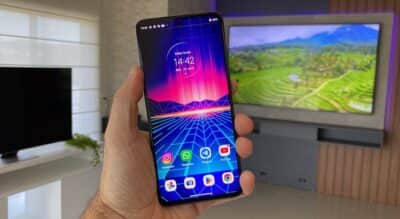 A qualidade da tela do Moto G82 5G é excelente (Foto: Reprodução / Canva) A qualidade da tela do Moto G82 5G é excelente (Foto: Reprodução / Canva)