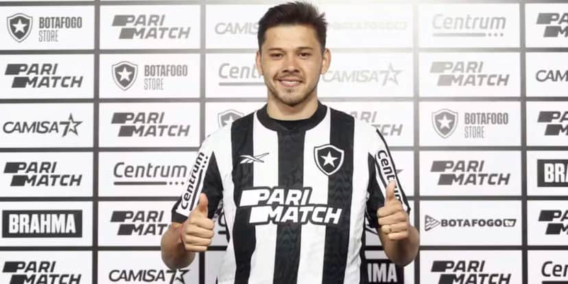 Óscar Romero fechou com o Botafogo até o final do ano (Foto: Divulgação) Óscar Romero fechou com o Botafogo até o final do ano (Foto: Divulgação)