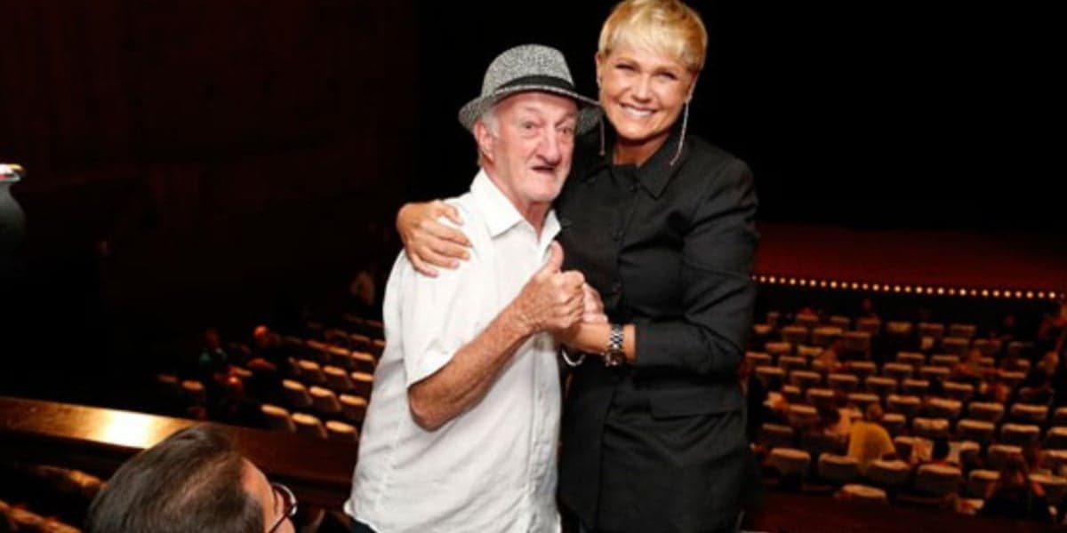 Russo trabalhou como assistente de palco de Xuxa Meneghel (Foto: Reprodução/ Internet) Russo trabalhou como assistente de palco de Xuxa Meneghel (Foto: Reprodução/ Internet)