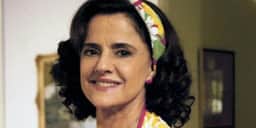 Marieta Severo, sumida da TV, ressurge e aparência grisalha surpreende