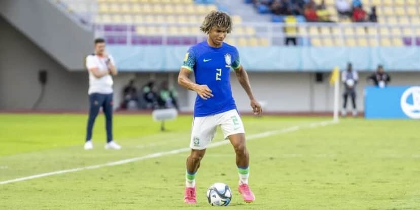 Pedro Lima já vestiu a camisa da seleção na base (Reprodução: Leto Ribas/CBF) Pedro Lima já vestiu a camisa da seleção na base (Reprodução: Leto Ribas/CBF)