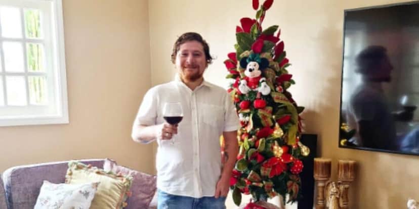 Atualmente ele está com 28 anos de idade (Reprodução: Instagram) Atualmente ele está com 28 anos de idade (Reprodução: Instagram)