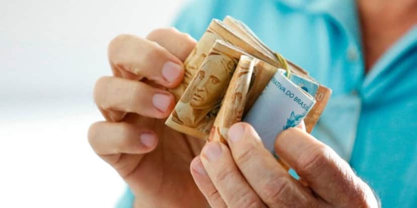 Disparada histórica no salário mínimo (Reprodução: Internet) Disparada histórica no salário mínimo (Reprodução: Internet)