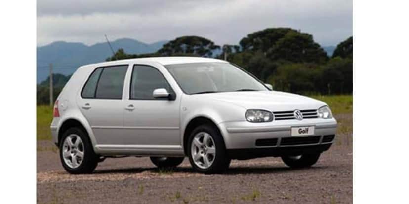Volkswagen Golf 2003 (Foto: Internet) Volkswagen Golf 2003 (Foto: Internet)