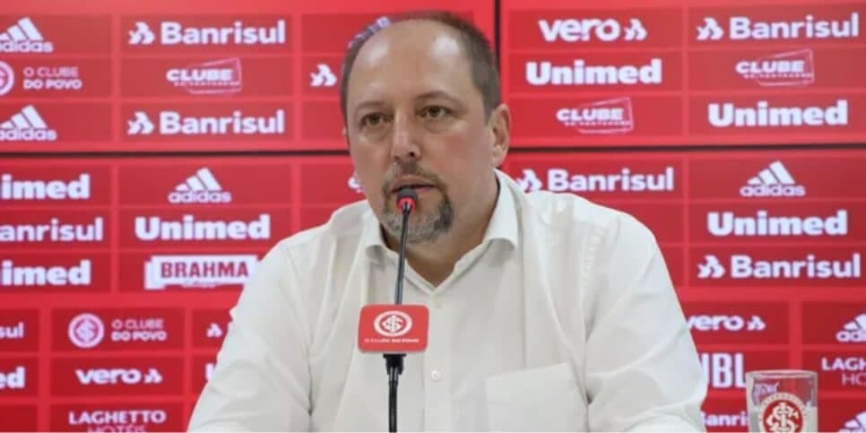 R$7M e Barcellos desesperado: Cruzeiro arma rasteira no Internacional por 2 craques
