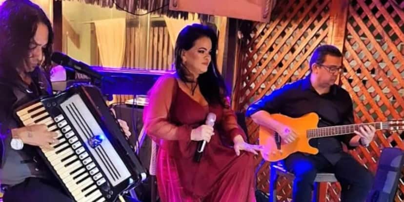 http://tvfoco.uai.com.br/wp-content/uploads/2015/05/Daniela-Mercury.jpg http://tvfoco.uai.com.br/wp-content/uploads/2015/05/Daniela-Mercury.jpg