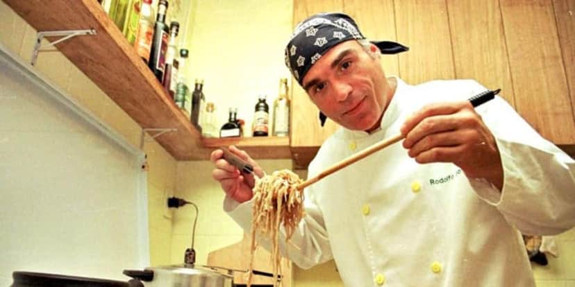 Rodolfo Bottino foi um dos principais atores da geração passada da Globo, atuou em diversas novelas de sucesso e também apareceu na TV como Chef de cozinha (Reprodução: ETV) Rodolfo Bottino foi um dos principais atores da geração passada da Globo, atuou em diversas novelas de sucesso e também apareceu na TV como Chef de cozinha (Reprodução: ETV)