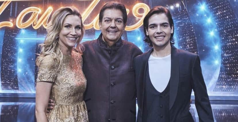 O apresentador ao lado de Anne Lottermann e João Guilherme Silva, que ficaram no ar até o fim da atração (Foto: Reprodução/ Divulgação/ Band, Instagram) O apresentador ao lado de Anne Lottermann e João Guilherme Silva, que ficaram no ar até o fim da atração (Foto: Reprodução/ Divulgação/ Band, Instagram)