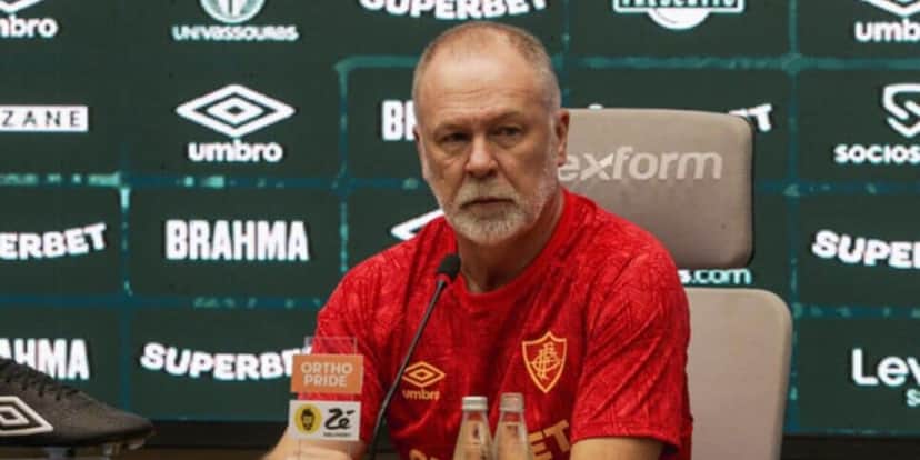 Mano Menezes terá que reverter o resultado na Libertadores (Reprodução: LUCAS MERÇON) Mano Menezes terá que reverter o resultado na Libertadores (Reprodução: LUCAS MERÇON)