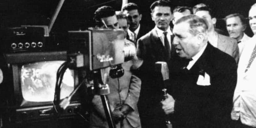 O jornalista e empresário paraibano Assis Chateaubriand fundou a TV Tupi (Foto Reprodução/ TV Tupi/YT) O jornalista e empresário paraibano Assis Chateaubriand fundou a TV Tupi (Foto Reprodução/ TV Tupi/YT)