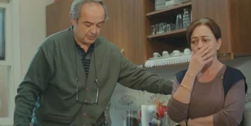 Força de Mulher: No resumo do capítulo de hoje, Enver e Hatice ficam desacreditados com Sirin (Foto: Reprodução/ Record TV) Força de Mulher: No resumo do capítulo de hoje, Enver e Hatice ficam desacreditados com Sirin (Foto: Reprodução/ Record TV)