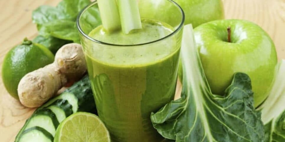 Suco de couve, pepino e maçã (Foto: Reprodução/ Internet) Suco de couve, pepino e maçã (Foto: Reprodução/ Internet)