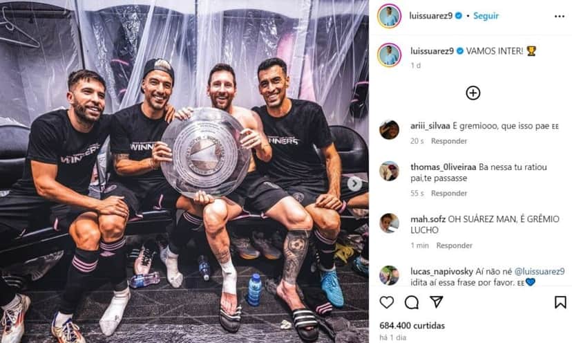 O famoso jogador de futebol ao lado de Lionel Messi, Jordi Alba e Sergio Busquets (Foto: Reprodução/Instagram) O famoso jogador de futebol ao lado de Lionel Messi, Jordi Alba e Sergio Busquets (Foto: Reprodução/Instagram)