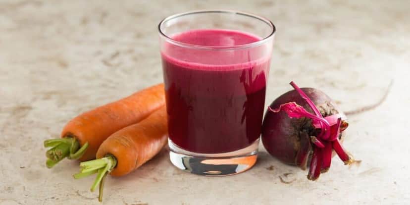 Suco de beterraba com cenoura é rico em detox (Reprodução: Internet) Suco de beterraba com cenoura é rico em detox (Reprodução: Internet)