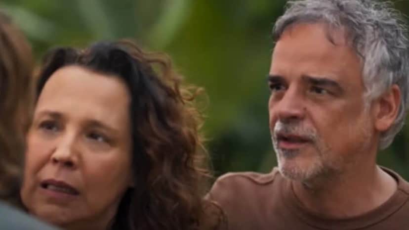 Nahum e Moema foram aprisionados por hacker (Foto: Reprodução/ TV Globo) Nahum e Moema foram aprisionados por hacker (Foto: Reprodução/ TV Globo)
