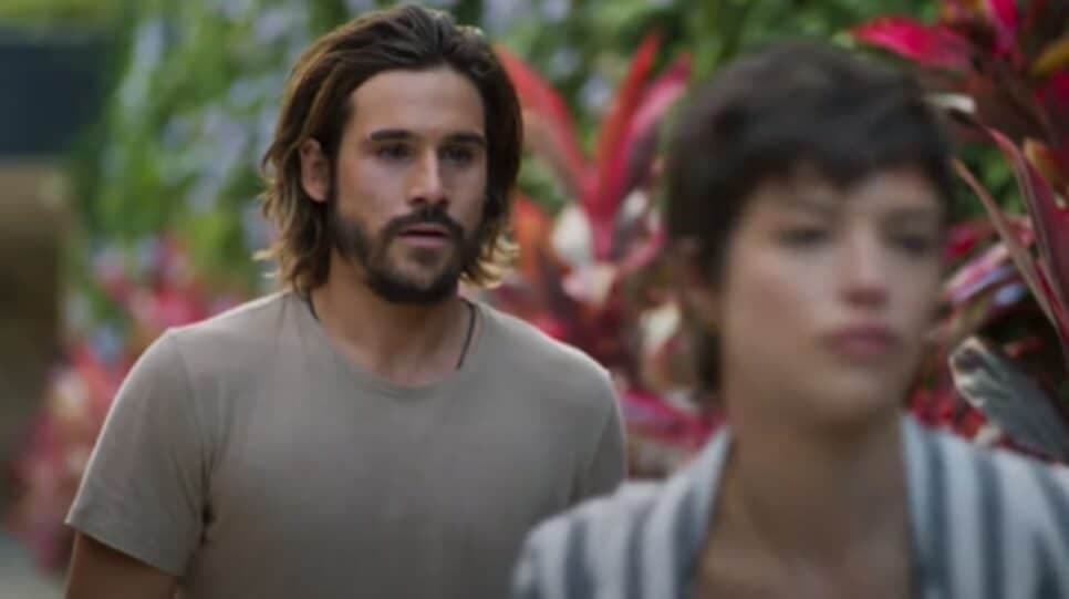 Luma vai ao encontro de Rudá, Moema e Nahum, mas se recusa a entrar na lancha (Foto: Reprodução/ TV Globo) Luma vai ao encontro de Rudá, Moema e Nahum, mas se recusa a entrar na lancha (Foto: Reprodução/ TV Globo)