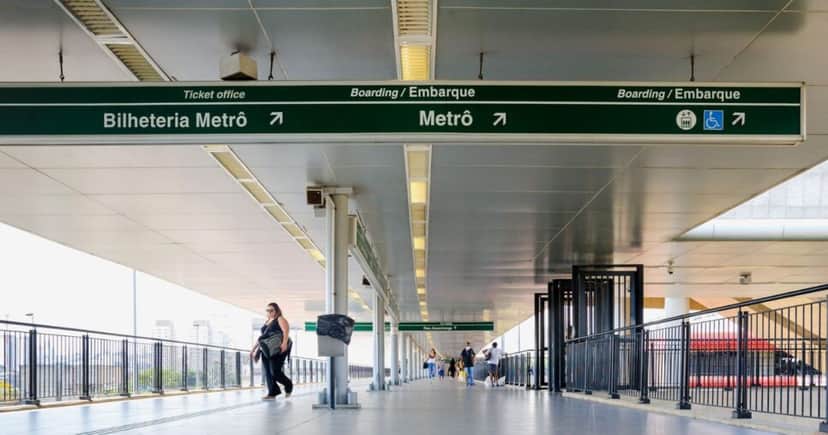 Metrô da linha 2 verde sofrerá alterações de horário de bilhetagem em 9 estações (Foto Reprodução/Internet) Metrô da linha 2 verde sofrerá alterações de horário de bilhetagem em 9 estações (Foto Reprodução/Internet)