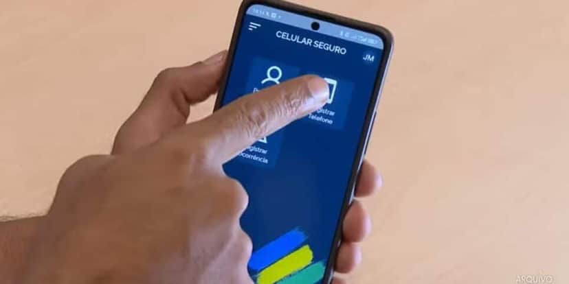Celular Seguro (Foto: Globo) Celular Seguro (Foto: Globo)