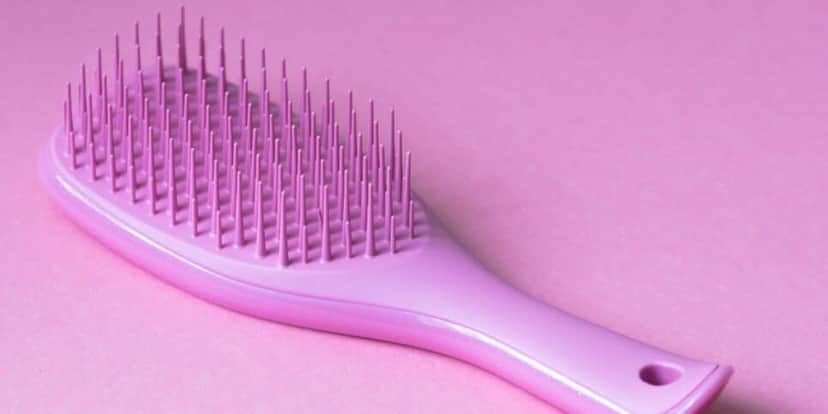 Escova de cabelo (Foto: Canva) Escova de cabelo (Foto: Canva)