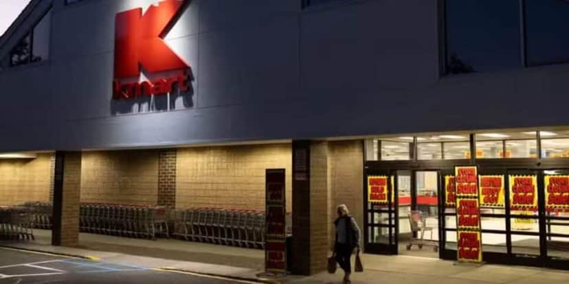 KMART sofreu declínio e passou por processos de falência até fechar sua última loja (Foto Reprodução/O GLOBO) KMART sofreu declínio e passou por processos de falência até fechar sua última loja (Foto Reprodução/O GLOBO)