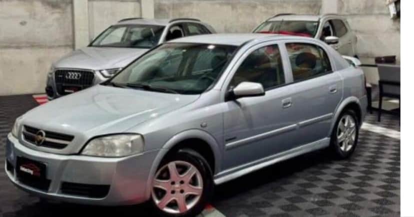 Chevrolet Astra - Foto: Internet Chevrolet Astra - Foto: Internet