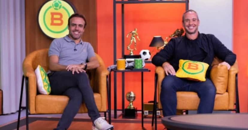 Roger Flores e Caio Ribeiro apresentavam o Boleiragem (Foto: Daniela Toviansky/Globo) Roger Flores e Caio Ribeiro apresentavam o Boleiragem (Foto: Daniela Toviansky/Globo)