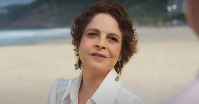 Volta Por Cima: Joyce leva Osmar pra cama (Foto: Reprodução/ Globo) Volta Por Cima: Joyce leva Osmar pra cama (Foto: Reprodução/ Globo)
