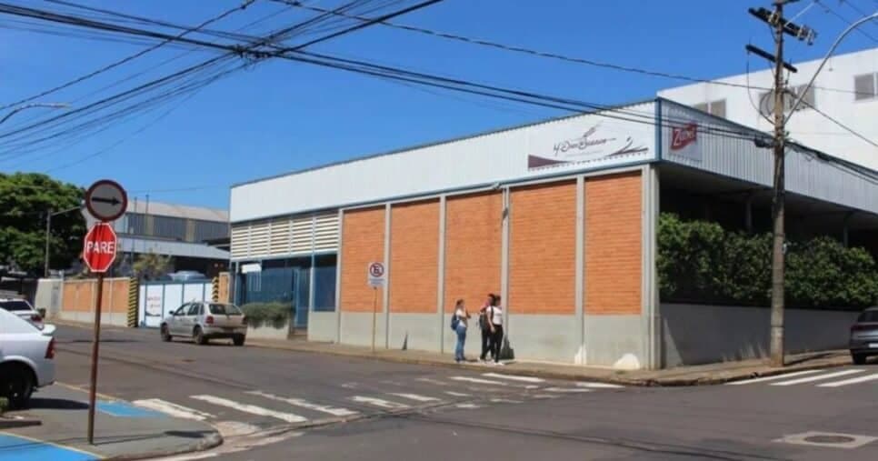 Fábrica de biscoitos encerra atividades em Lençóis Paulista - Foto Reprodução Internet - Foto Reprodução Internet Fábrica de biscoitos encerra atividades em Lençóis Paulista - Foto Reprodução Internet - Foto Reprodução Internet