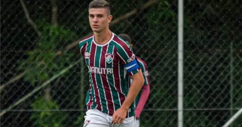 2 viradas chegam voando no Fluminense - (Foto: Arquivo Pessoal) 2 viradas chegam voando no Fluminense - (Foto: Arquivo Pessoal)