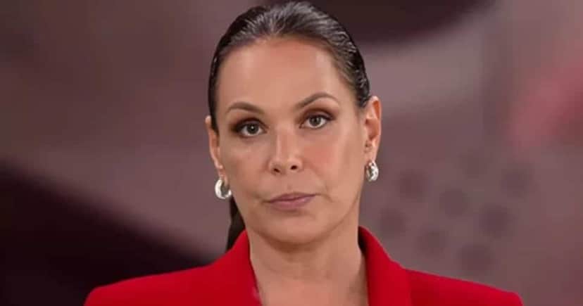 Carolina Ferraz no Domingo Espetacular (Foto: Reprodução/ Record TV) Carolina Ferraz no Domingo Espetacular (Foto: Reprodução/ Record TV)