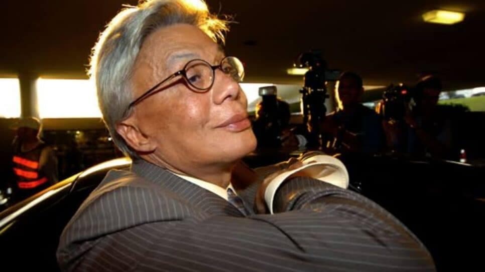 O famoso estilista, apresentador e deputado federal em vida: Clodovil (Foto: Reprodução/ Internet) O famoso estilista, apresentador e deputado federal em vida: Clodovil (Foto: Reprodução/ Internet)