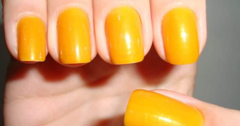 Esmalte amarelo - (Foto: Internet) Esmalte amarelo - (Foto: Internet)