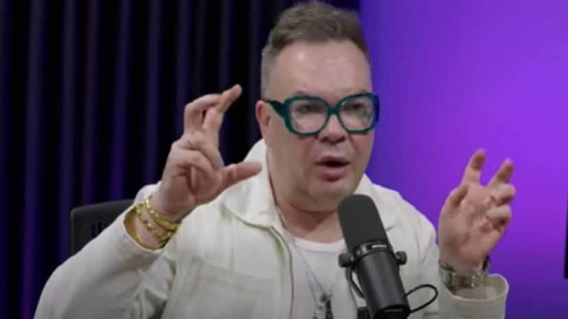 Felipeh Campos expõe não ter gostado da loira em programa de canal fechado da Globo (Foto: Reprodução/ Papagaio Falante/ YouTube) Felipeh Campos expõe não ter gostado da loira em programa de canal fechado da Globo (Foto: Reprodução/ Papagaio Falante/ YouTube)